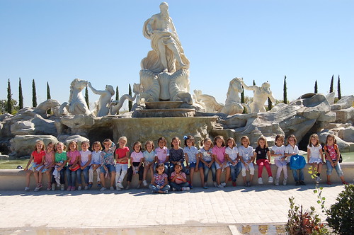 Orvalle se pasea por el Parque Europa