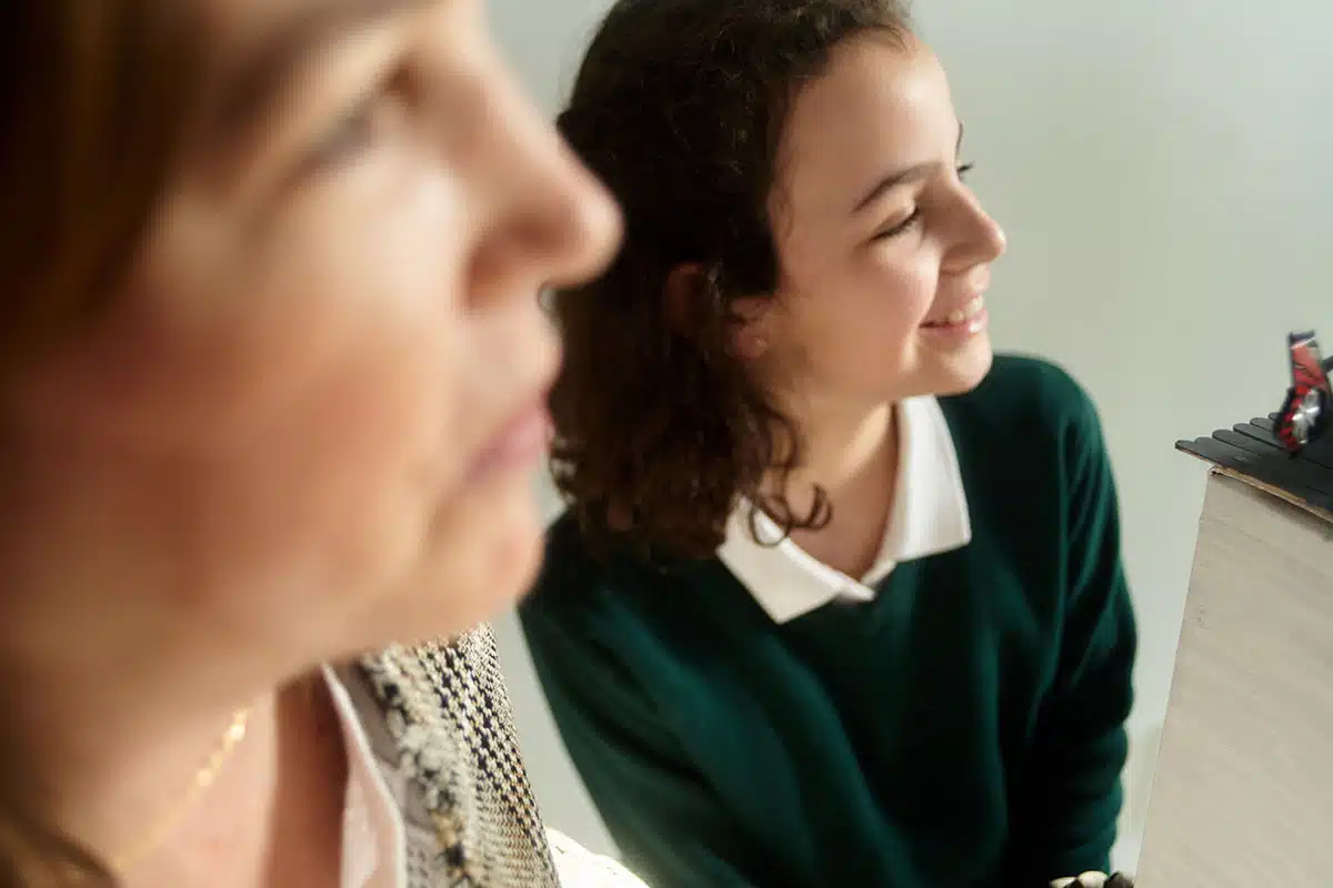 el papel padres estudio hijos