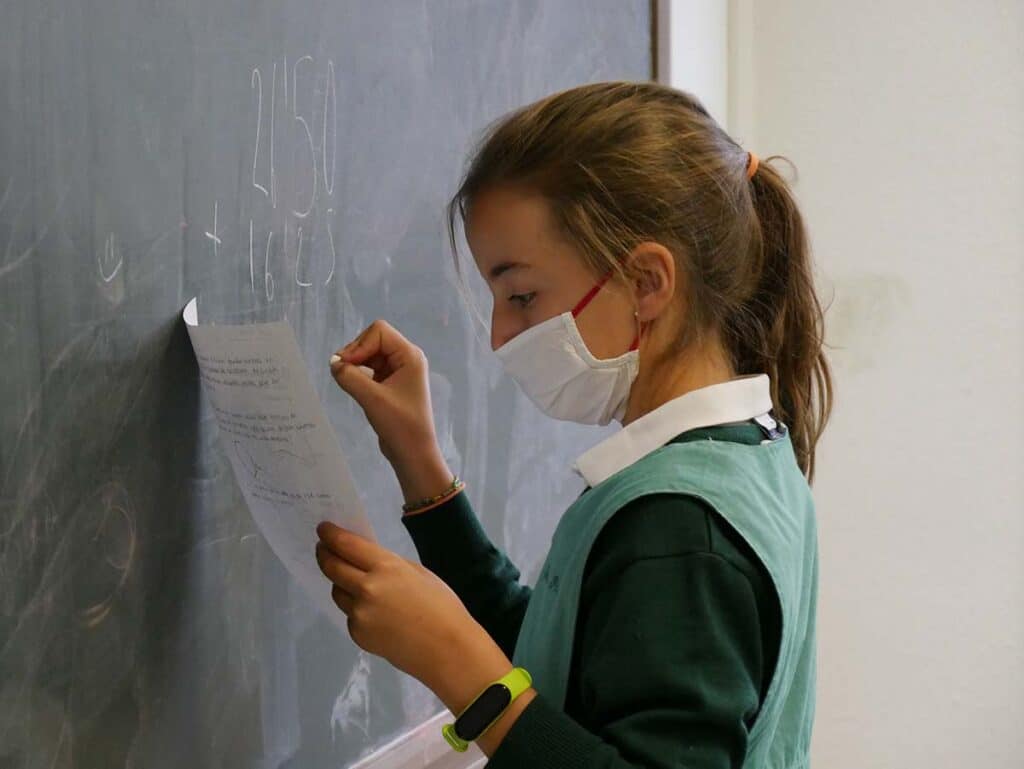 Cómo distribuir a los alumnos en el aula