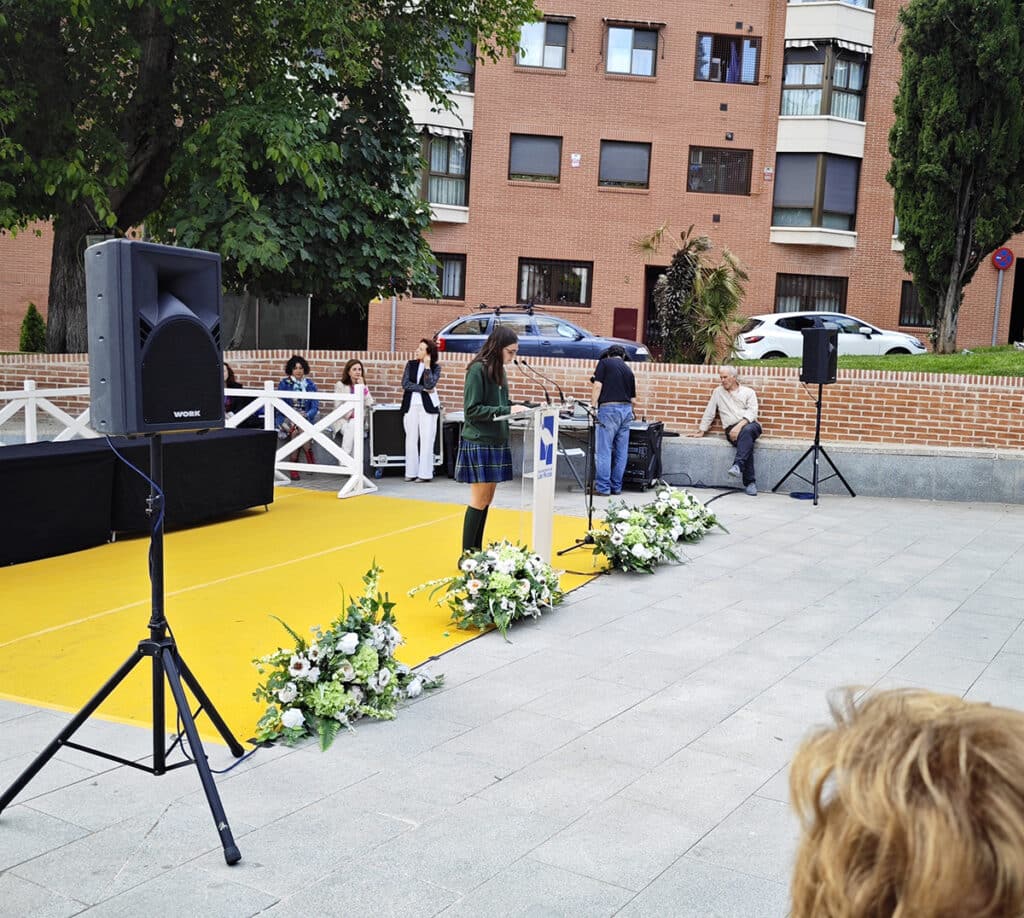 Cuatro alumnas premiadas en el 11 Concurso Literario Escolar