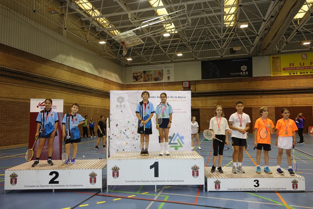 Marta Ares logra la medalla de plata en bádminton individual y el oro en dobles. ¡Enhorabuena!