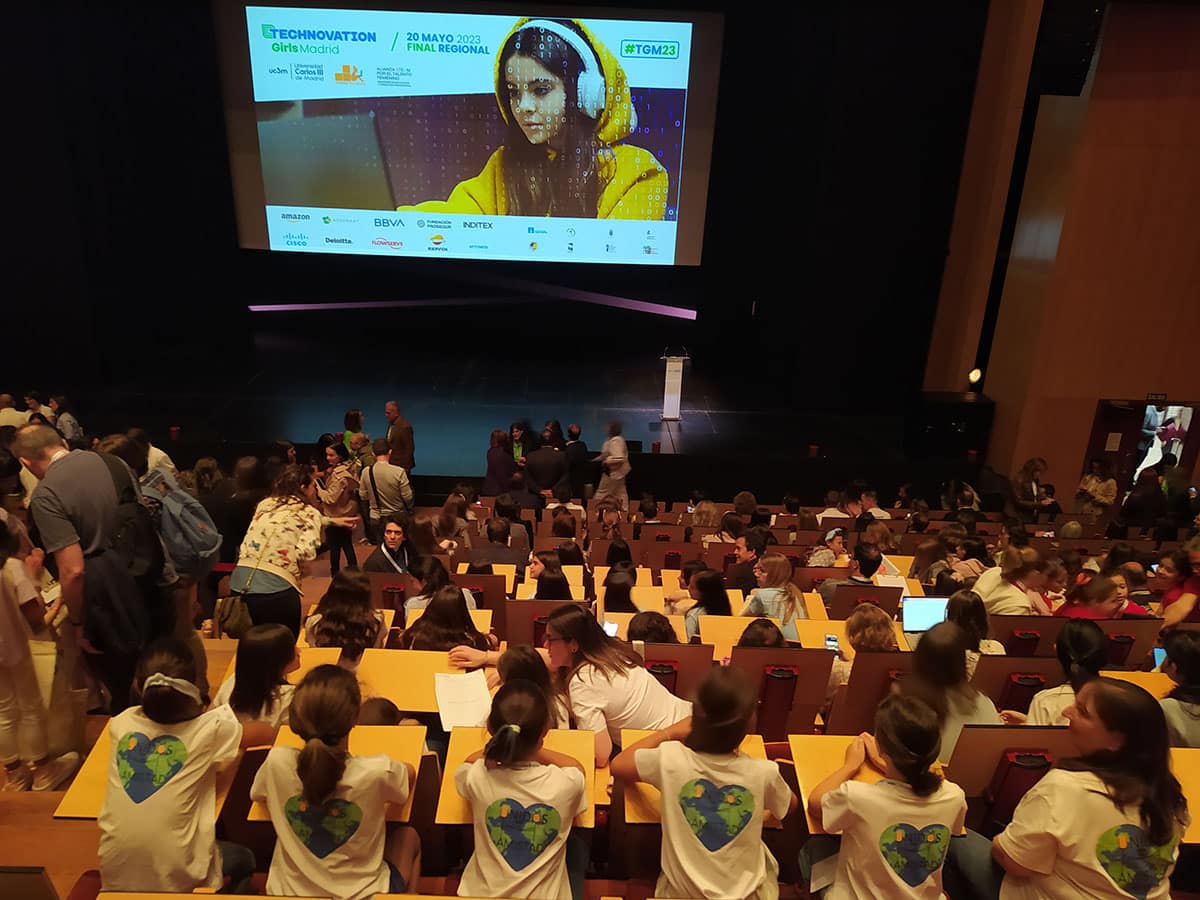 5º de Primaria participa en la competición mundial que inspira a las mujeres tecnológicas del futuro 2 orvalle mujeres tecnologicas