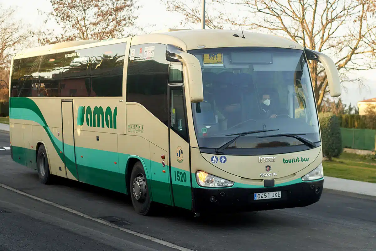 autobus escolar colegio orvalle