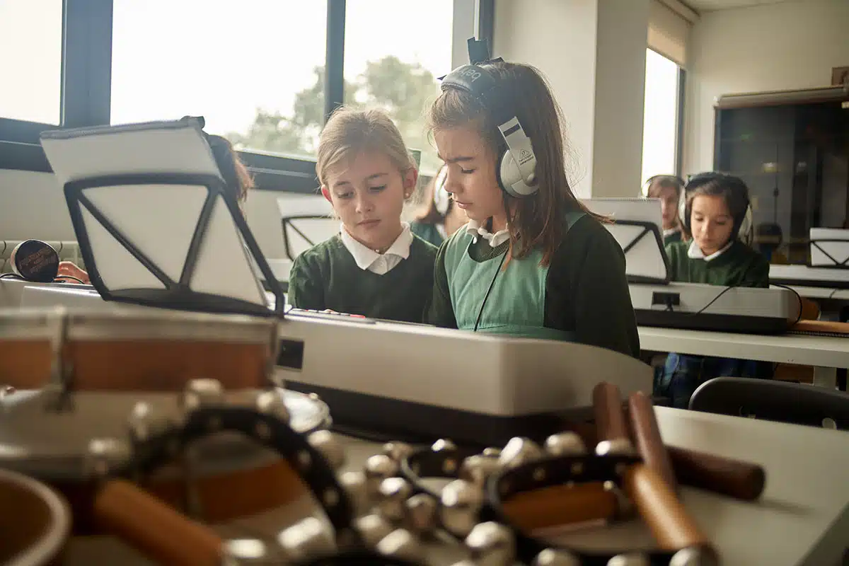 instalaciones del colegio orvalle musica primaria