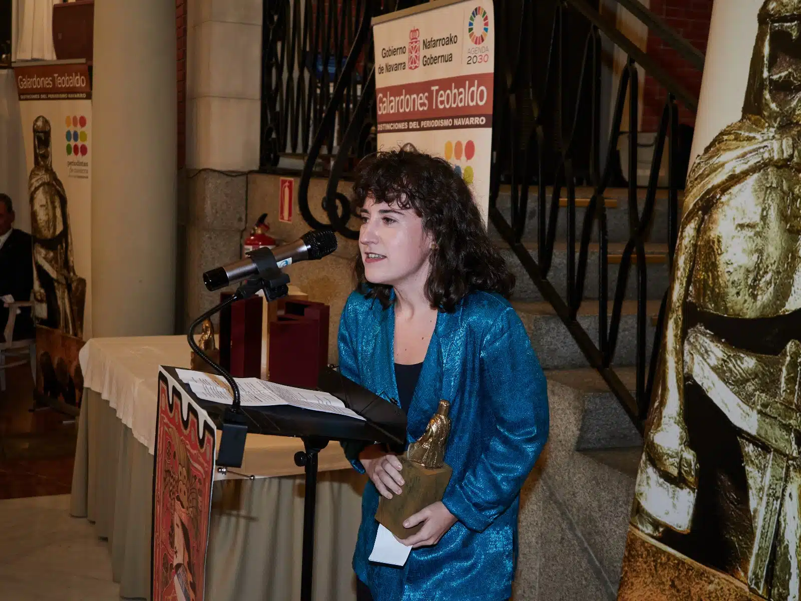 La profesora Victoria de Julián recibe el Premio Teobaldo de periodismo 2025 5 La profesora Victoria de Julián recibe el Premio Teobaldo de periodismo 2025