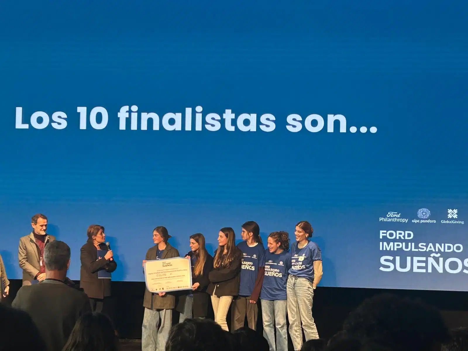 Hackathon Ford Impulsando Sueños 2026: Orvalle llega a la final 17 colegio orvalle hackathon ford