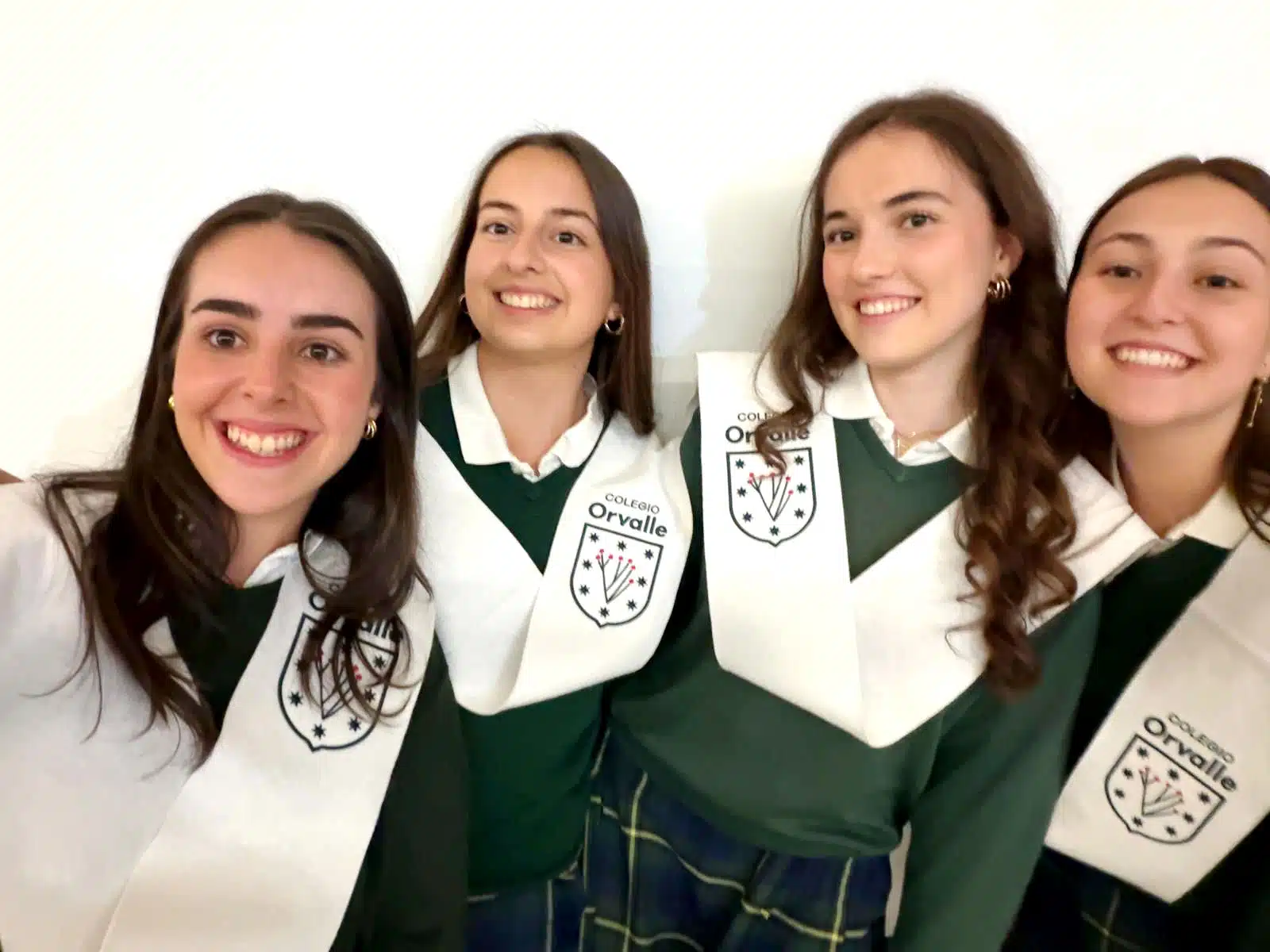 Rocío Villanueva (Colegio Orvalle - Madrid), seleccionada entre los 50 estudiantes más brillantes de España en la XXI edición Becas Europa 14 becas europa amistad