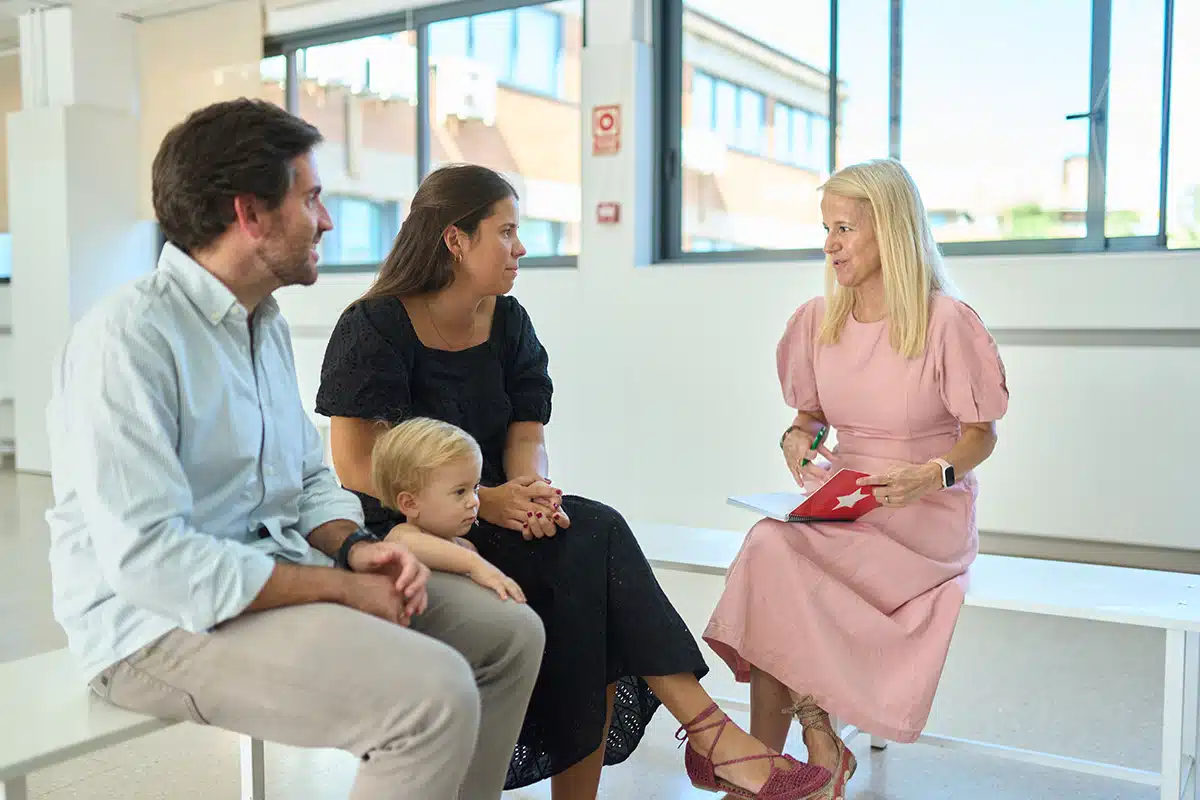 Cómo educar sin sobreproteger: el equilibrio entre cuidar y dejar crecer 12 como educar sin sobreproteger padres