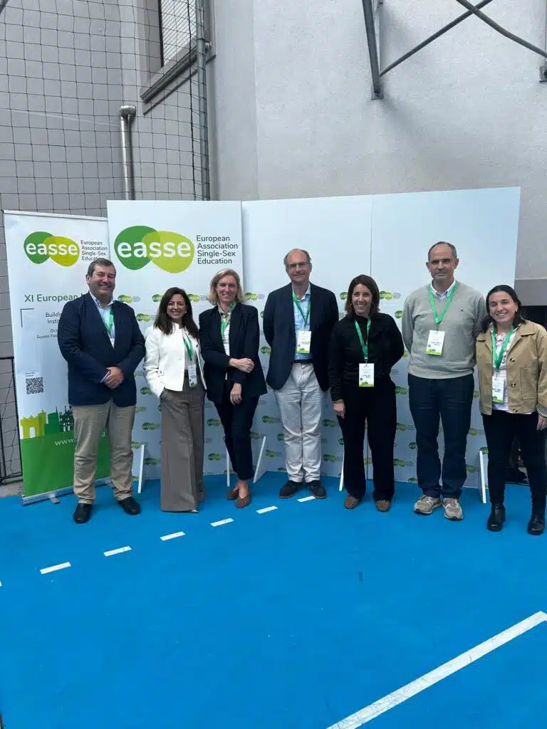 Orvalle comparte en Milán su experiencia pedagógica como ponente en la XI Jornada Europea de EASSE 7 easse milan orvalle
